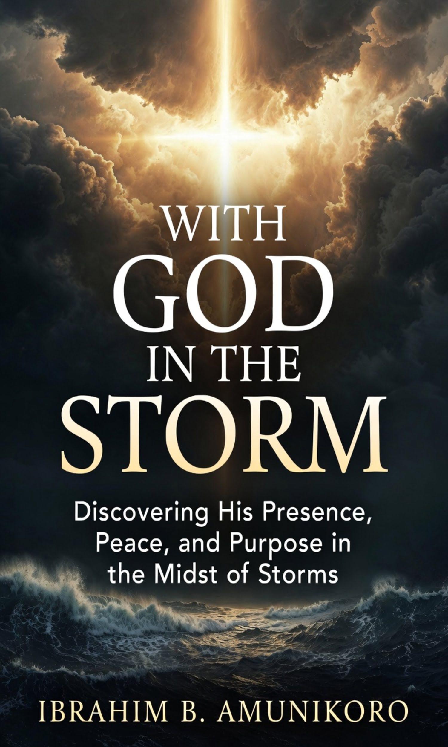 Couverture de With God in the Storm 